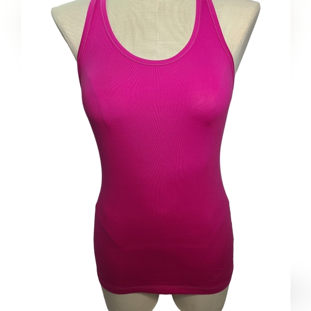 Nike Dri-Fit slim fitting tank top size small women's